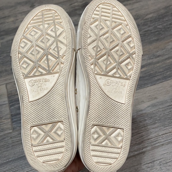 Gold Converse - Picture 6 of 7